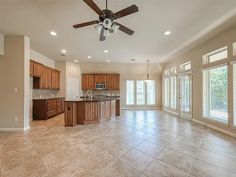 6206 Falling Briar Ln — Photo 17