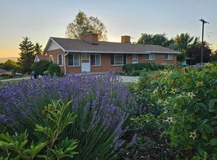 855 N 400 E, Centerville, UT 84014