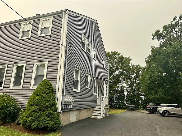 9 Norton St #3 — Photo 10