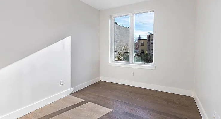 Rented by Reavis | media 30