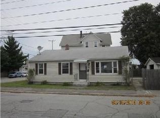 1015 York Ave, Pawtucket, RI 02861