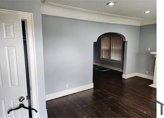 2938 Tyler St — Photo 4