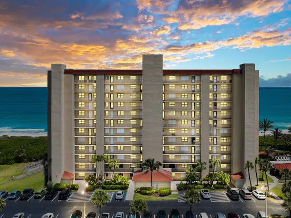 4250 N Highway A1a #1004, Hutchinson Island, FL 34949