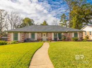 556 Stuart St, Daphne, AL 36526