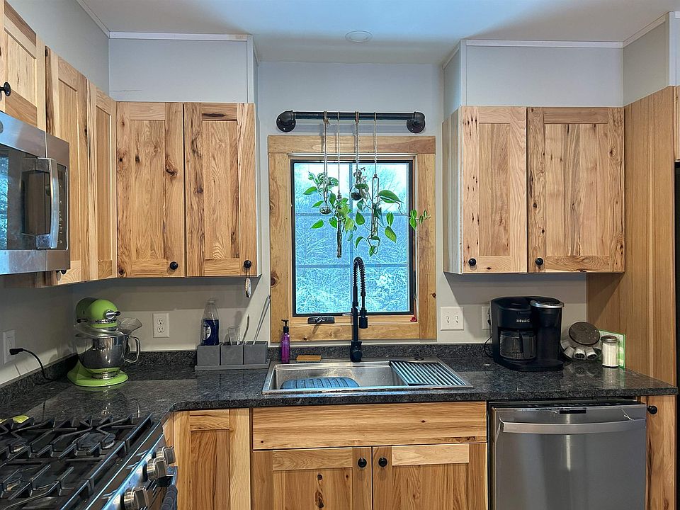 1858 King Hill Road, Readsboro, VT 05350 Zillow