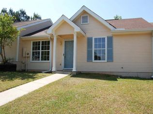 73 Skyway Dr, Warner Robins, GA 31088