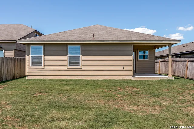 1041 Lauren St — Photo 25