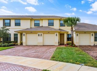 10117 W Villa Cir, Vero Beach, FL 32966