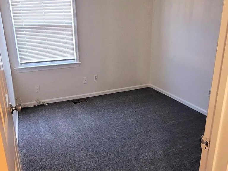 1048 Commonwealth Pl — Photo 30