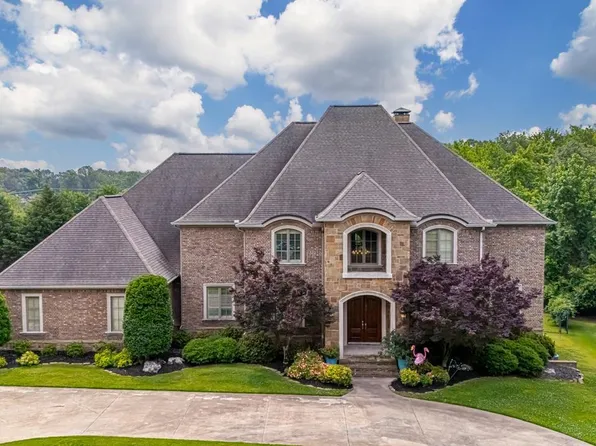 418 Chimney Rock Dr, North Little Rock, AR 72120