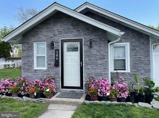 289 Johnson St, Carneys Pt, NJ 08069