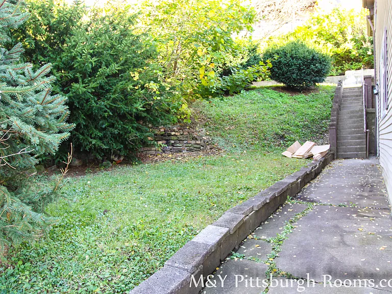 419 Natchez St #1 — Photo 12