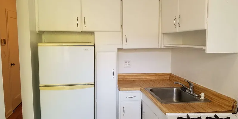 Rented by null | media 22