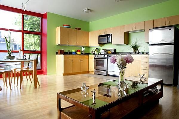 2nd image of 1007 41st St APT 115