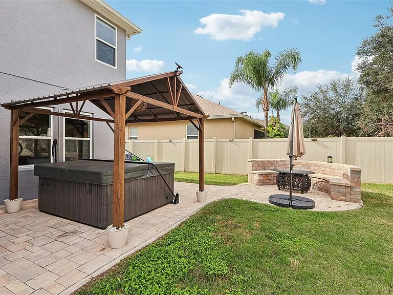 Plantation Oak Dr — Photo 48