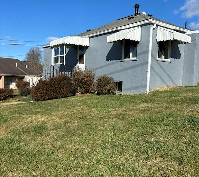 2nd image of 3155 Fairmont Ave