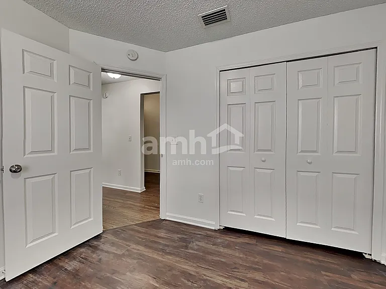 4406 Hanging Moss Dr — Photo 19