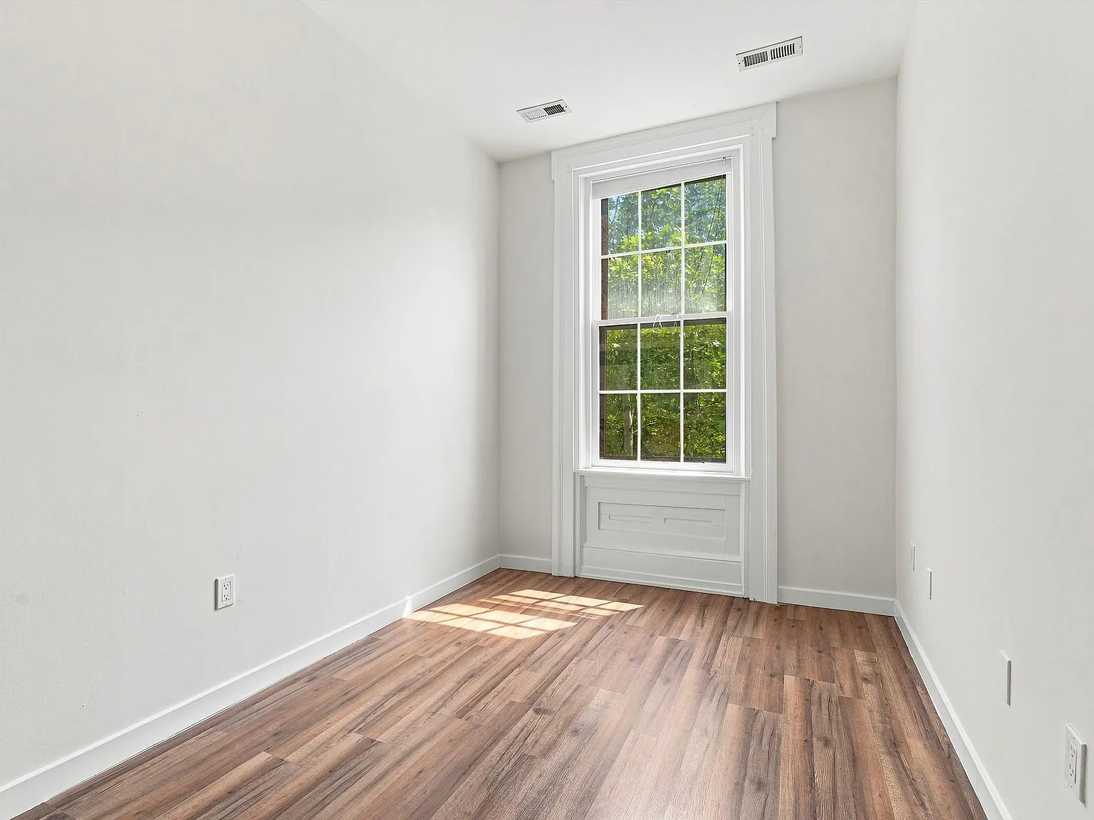 2 bed, $2,150 — Photo 3