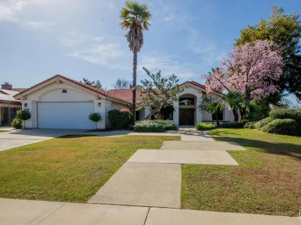 9721 Mesa Oak Dr, Bakersfield, CA 93311