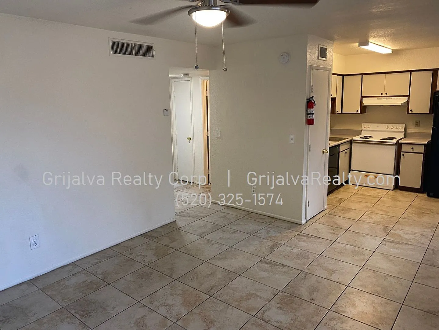 2439 Fontana — Photo 4