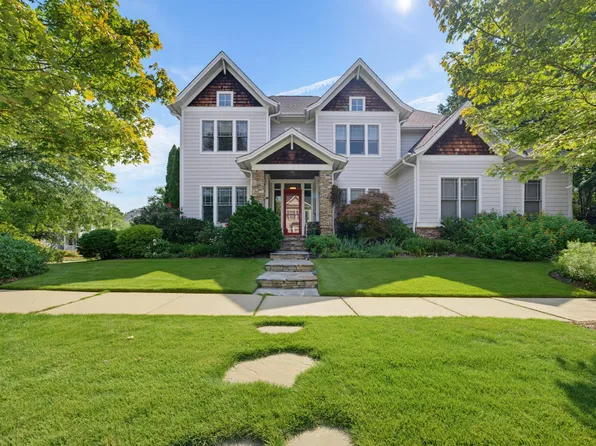 104 Buckner Ln, Chapel Hill, NC 27517