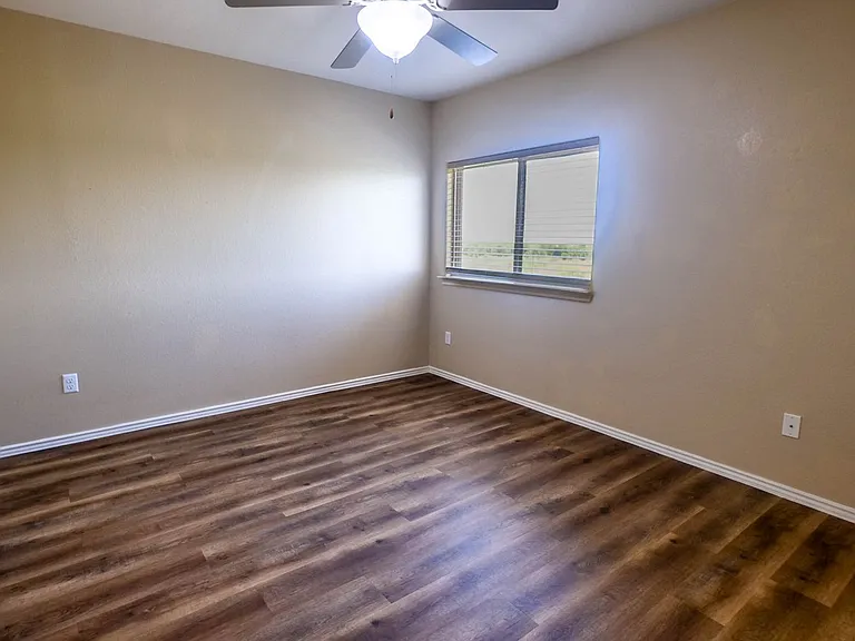 17208 Bridgefarmer Blvd — Photo 27