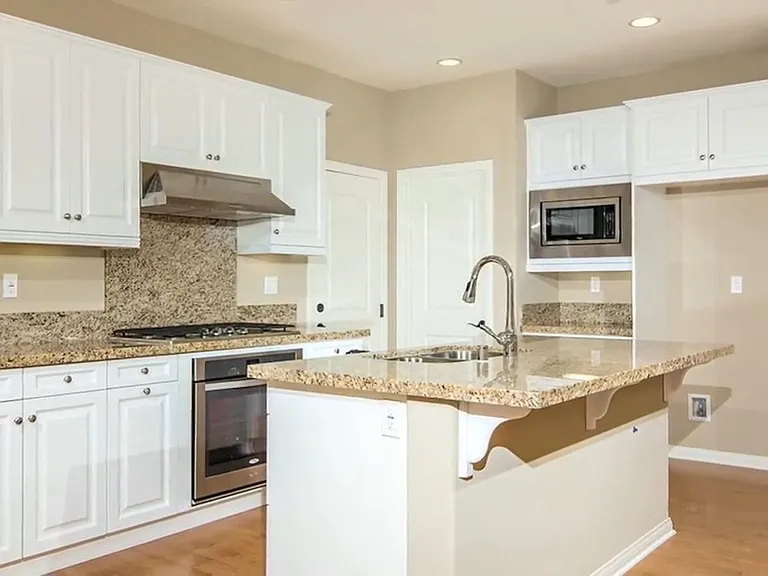 2680 E Santa Fe Rd — Photo 19