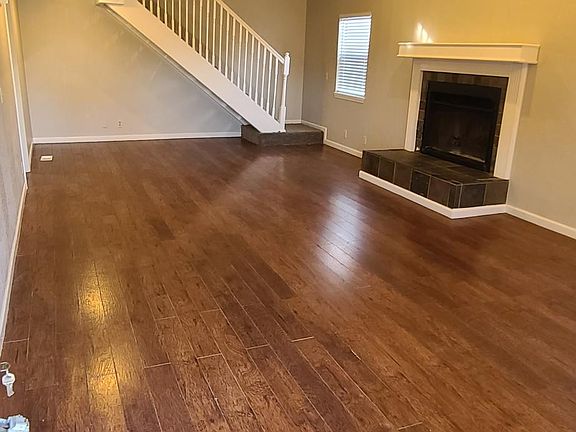 5th image of 2216 Twisted Oak Dr