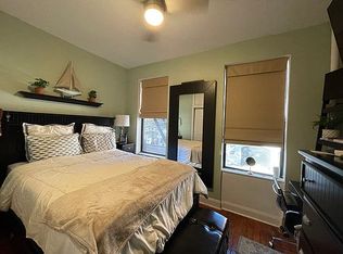 422 E 75th St APT 2FE, New York, NY 10021