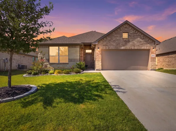 5213 Crystal Lake Ave, Krum, TX 76249