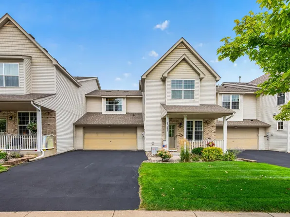 1012 Heldt St, Chaska, MN 55318