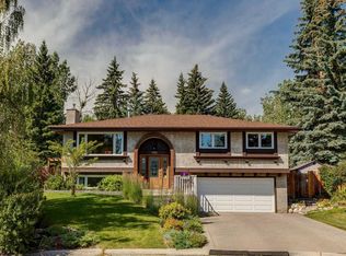423 Canterbury Pl SW, Calgary, AB T2W2B6