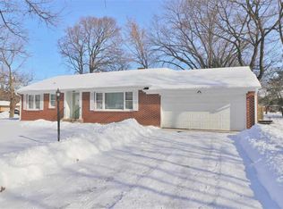 1031 Coolidge Pl, Rockford, IL 61107