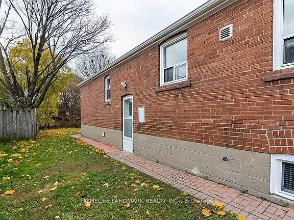 4th image of 1356 Warden Ave #Basement
