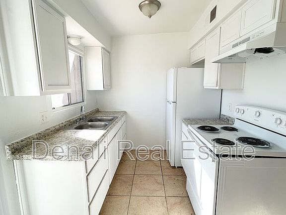 5th image of 5816 S Morris Blvd Unit 1