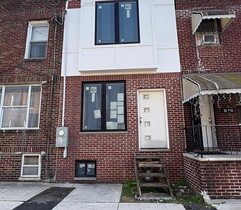 1st image of 634 Watkins St