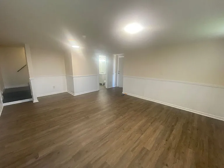 1512 S Kimbrel Ave — Photo 12