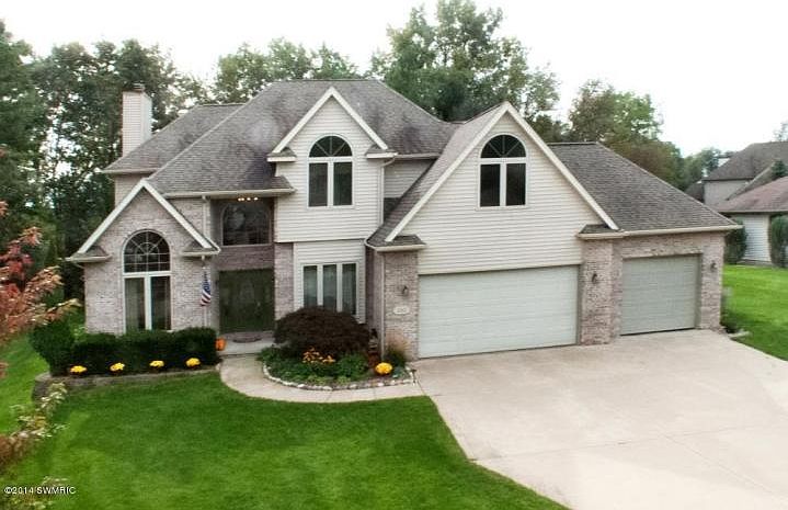 1st image of 252 Westchester Way