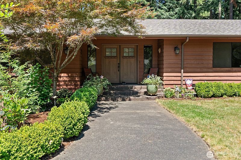 2nd image of 6915 244th Street Ct E