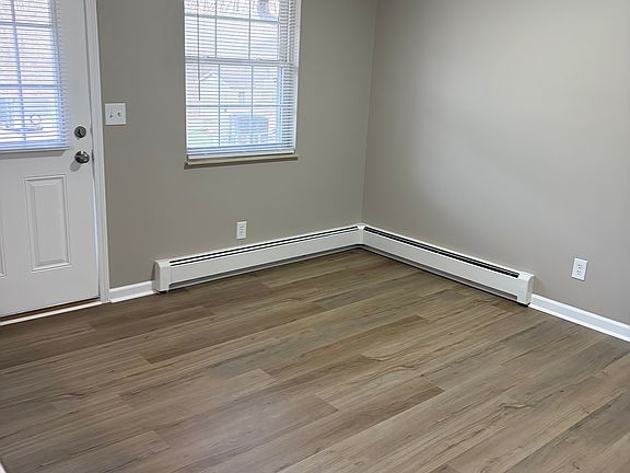 4th image of 4943-4959 Massillon Rd #4943-A