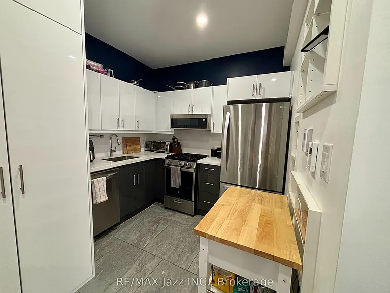 751 Phillip Murray Ave #3 — Photo 10