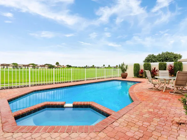 1065 Gator Trail, West Palm Beach, FL 33409