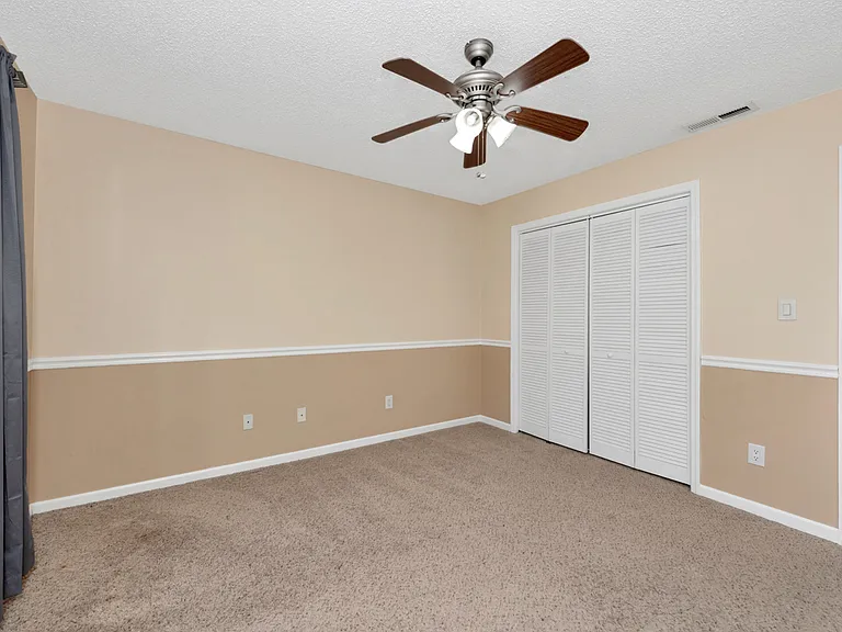 722 Highland Dr — Photo 30