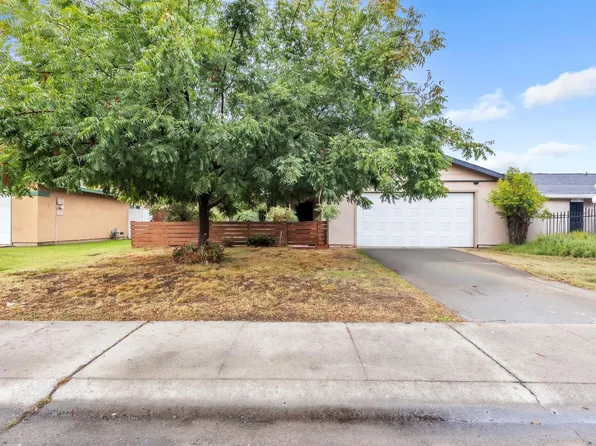 8018 Center Pkwy, Sacramento, CA 95823