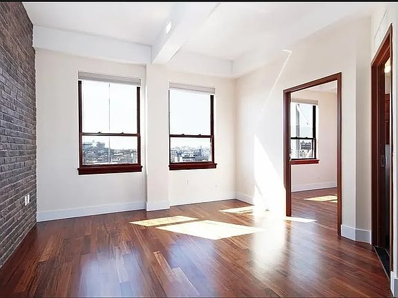4th image of 240 Meeker Ave APT 46