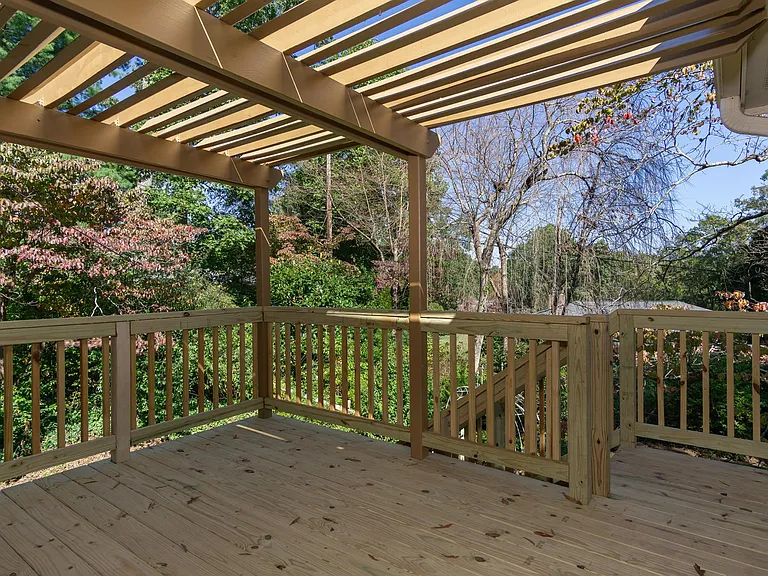 3136 Magnolia Dr — Photo 14