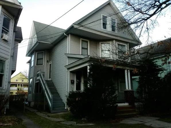83 W Union St, Kingston, PA 18704