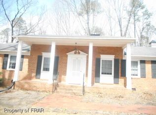 711 Canterbury Rd, Sanford, NC 27330