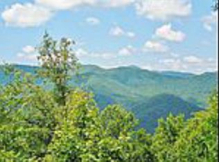 63 Safari Dr, Sylva, NC 28779