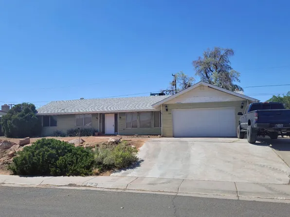 173 S Navajo Dr, Page, AZ 86040